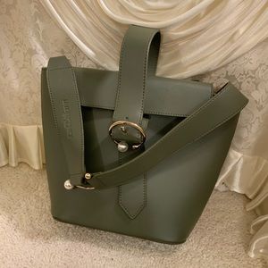 IRIDESCENCE NEW YORK